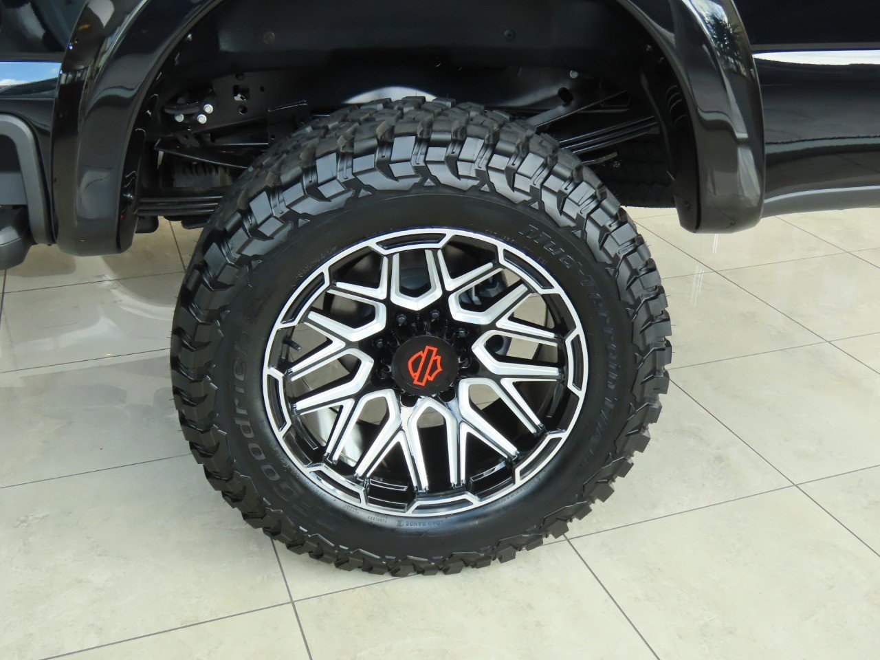 New 2026 Ford F250 Lariat w/ Black Appearance Package image 9