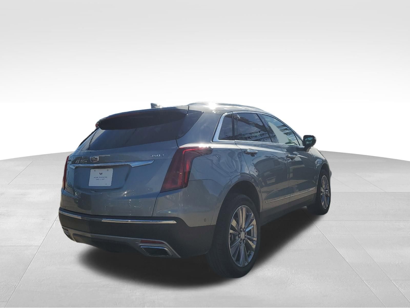 Used 2023 Cadillac XT5 Premium Luxury w/ Technology Package image 4