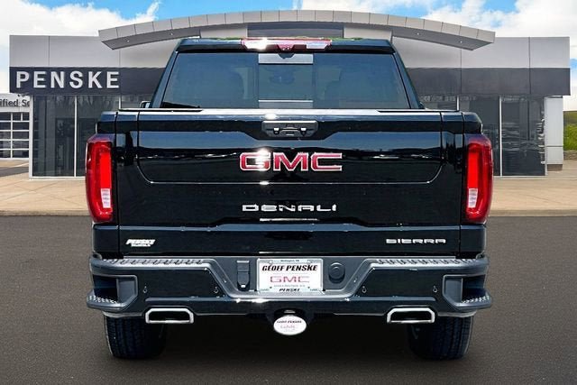 Used 2023 GMC Sierra 1500 Denali w/ Denali Reserve Package AWD/4WD image 4