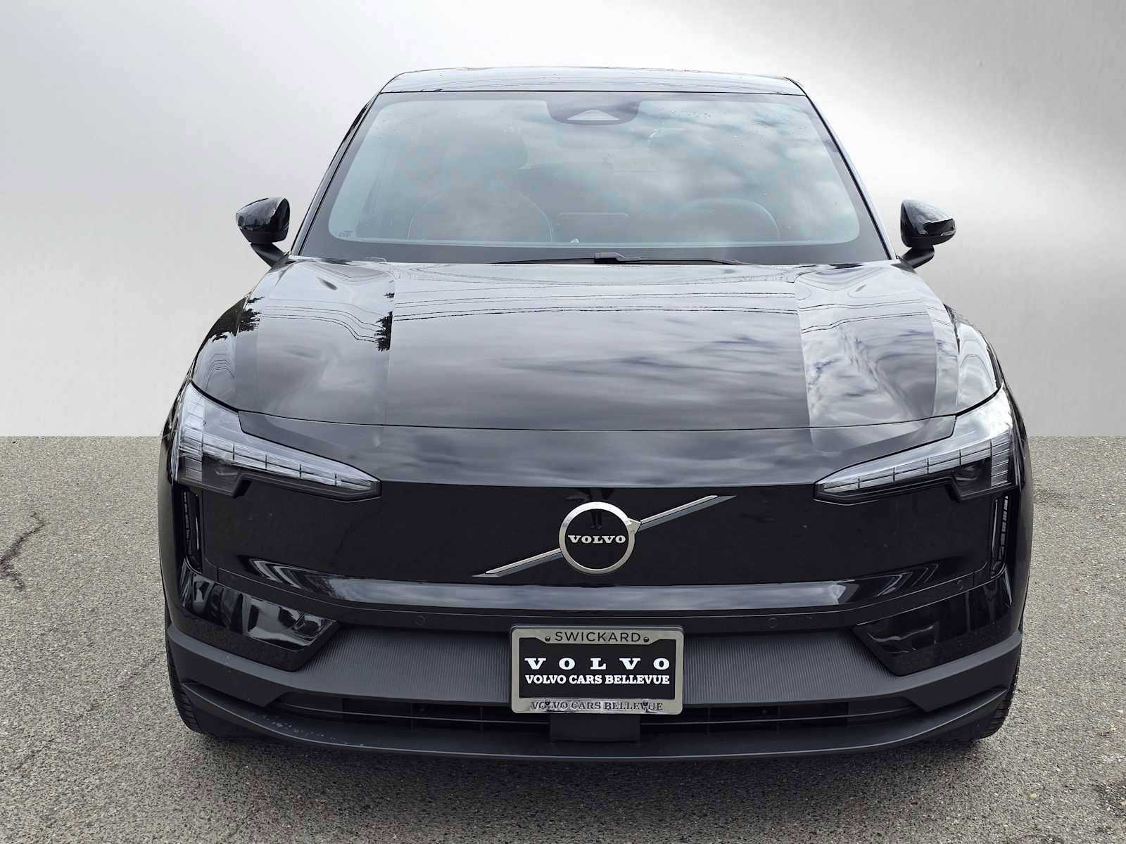 New 2026 Volvo EX30 Plus w/ Protection Package Premier AWD/4WD image 8