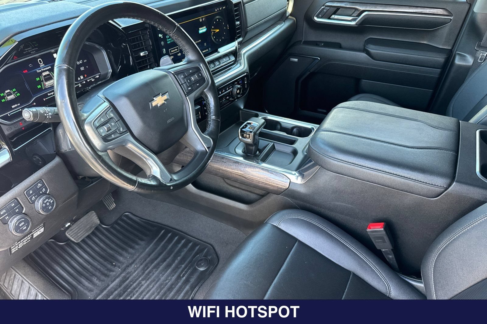 Used 2023 Chevrolet Silverado 1500 LTZ w/ LTZ Convenience Package II AWD/4WD image 11