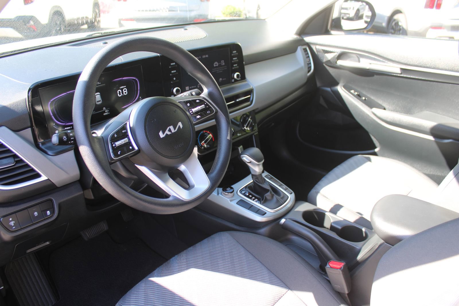Certified 2026 Kia Seltos LX AWD/4WD image 21