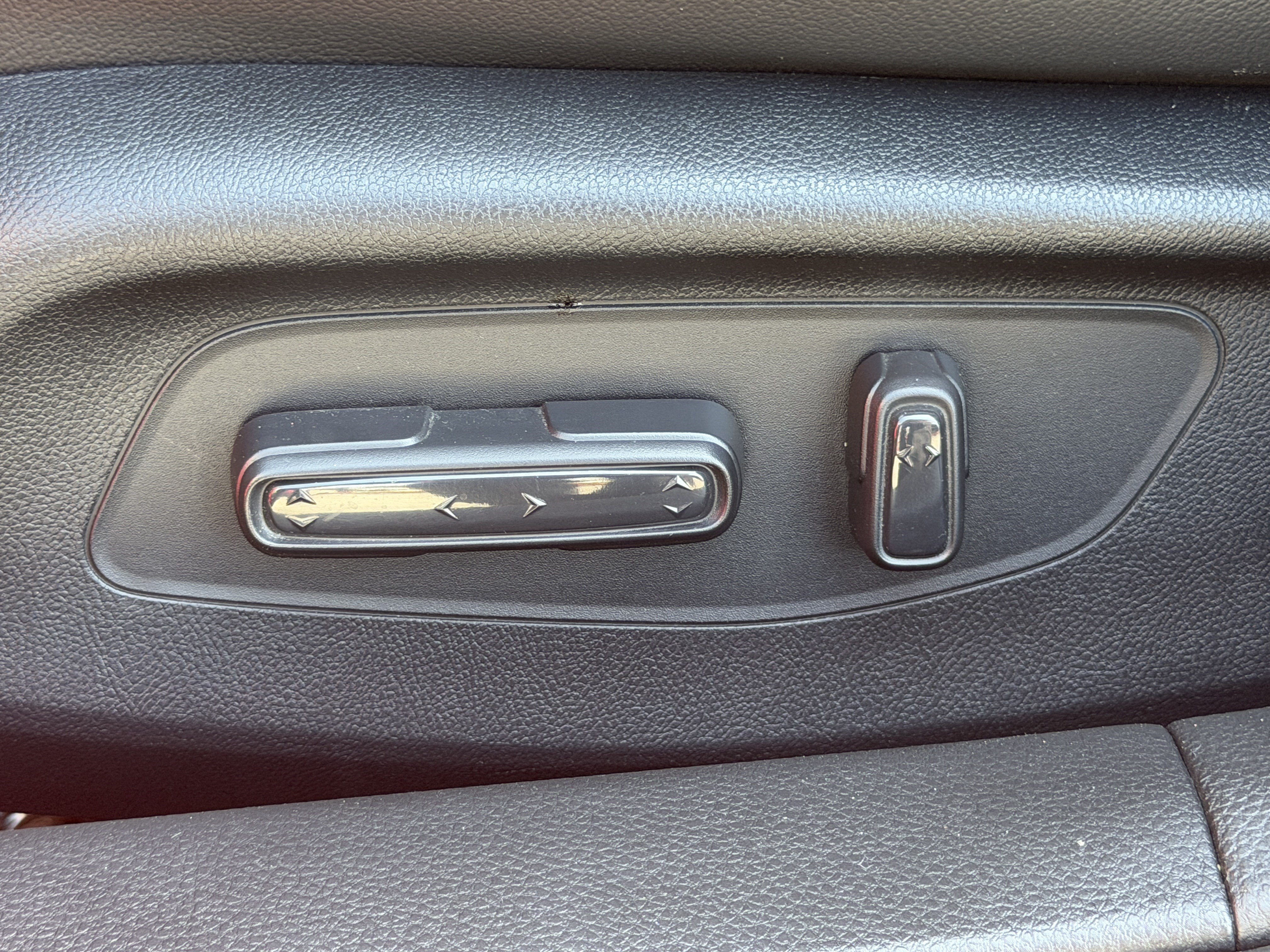 Used 2023 Honda Civic EX-L image 16