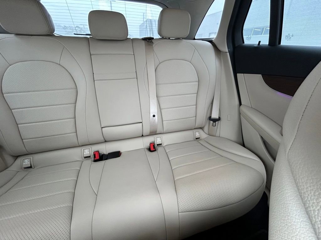 Used 2022 Mercedes-Benz GLC 300 image 14