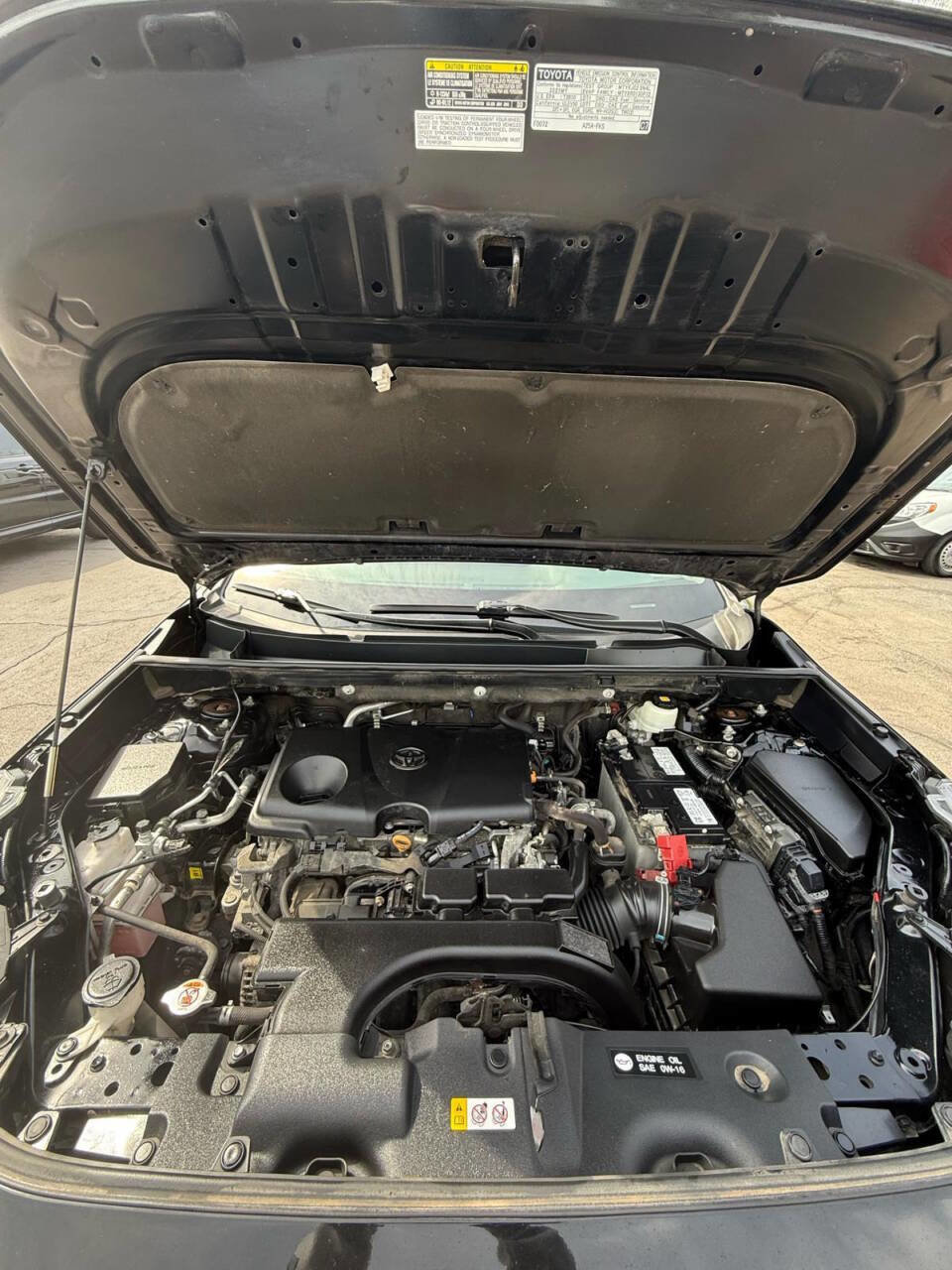 Used 2021 Toyota RAV4 XLE Premium image 19