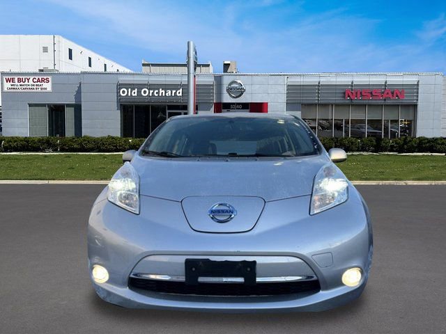Used 2015 Nissan Leaf SL image 2