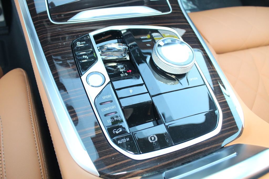 New 2026 BMW X5 M60i image 12