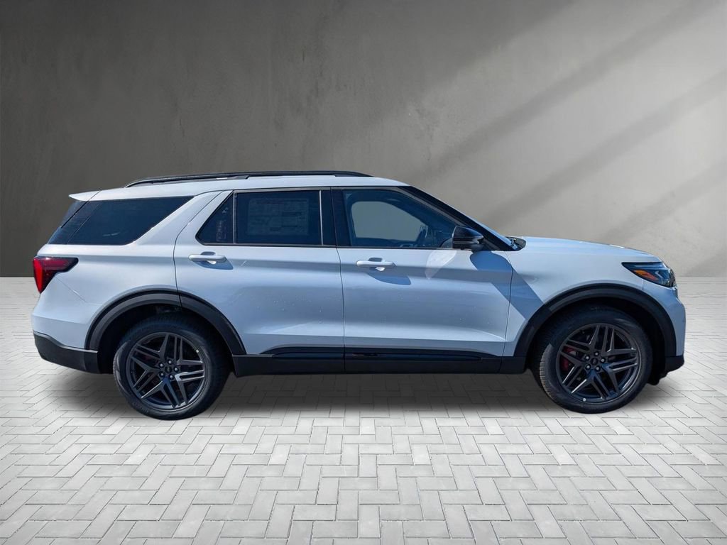 New 2026 Ford Explorer ST w/ Sun And Sound Package image 11