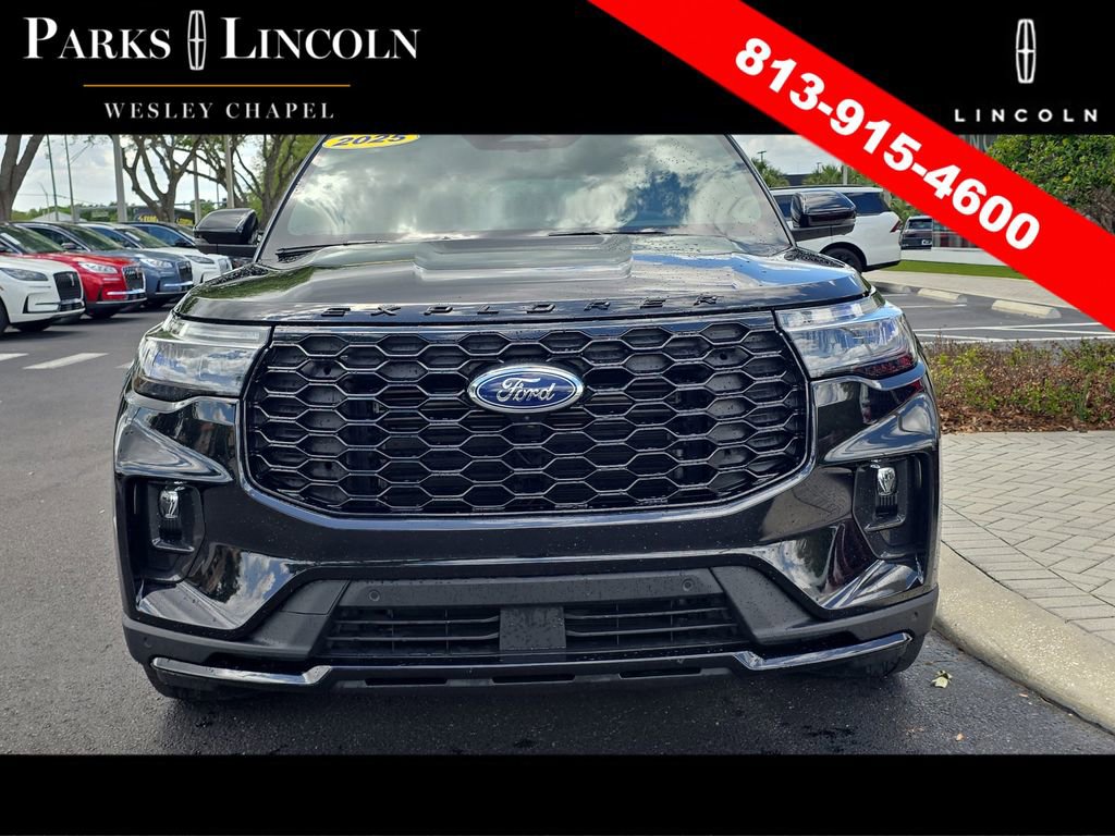 Used 2025 Ford Explorer ST w/ Sun And Sound Package image 2