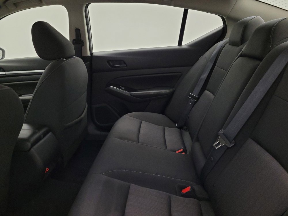 Used 2023 Nissan Altima 2.5 SV image 18