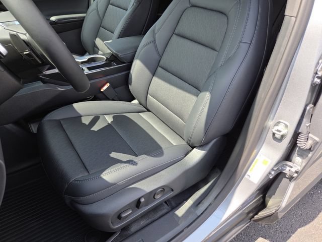 New 2027 Chevrolet Equinox LT AWD/4WD image 24