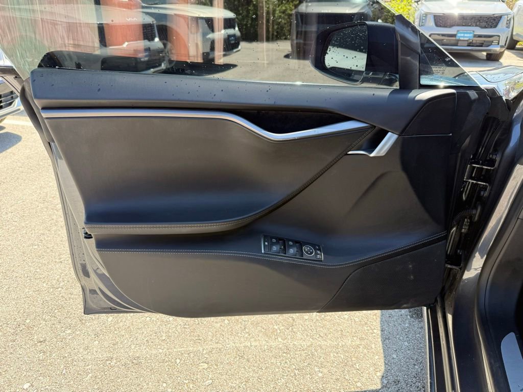 Used 2019 Tesla Model S Long Range image 6