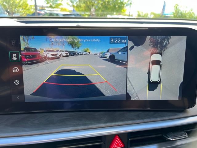 Used 2024 Kia Sorento SX image 35