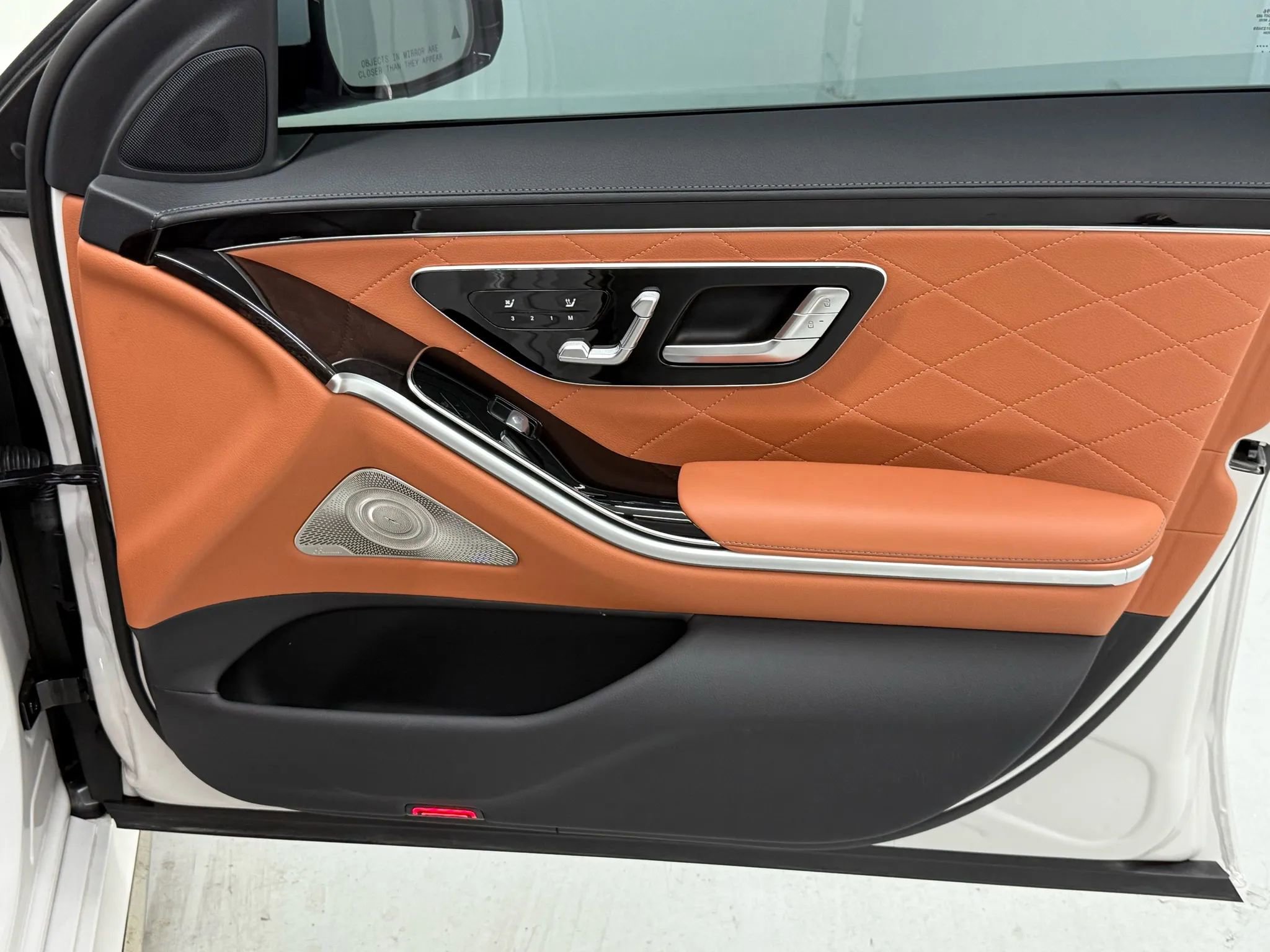 Used 2024 Mercedes-Benz S 580 4MATIC Sedan image 17