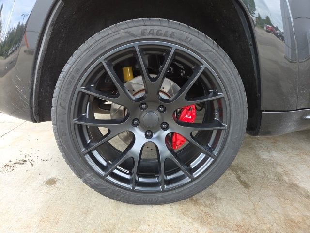Used 2014 Jeep Grand Cherokee SRT8 w/ Luxury Group II AWD/4WD image 72