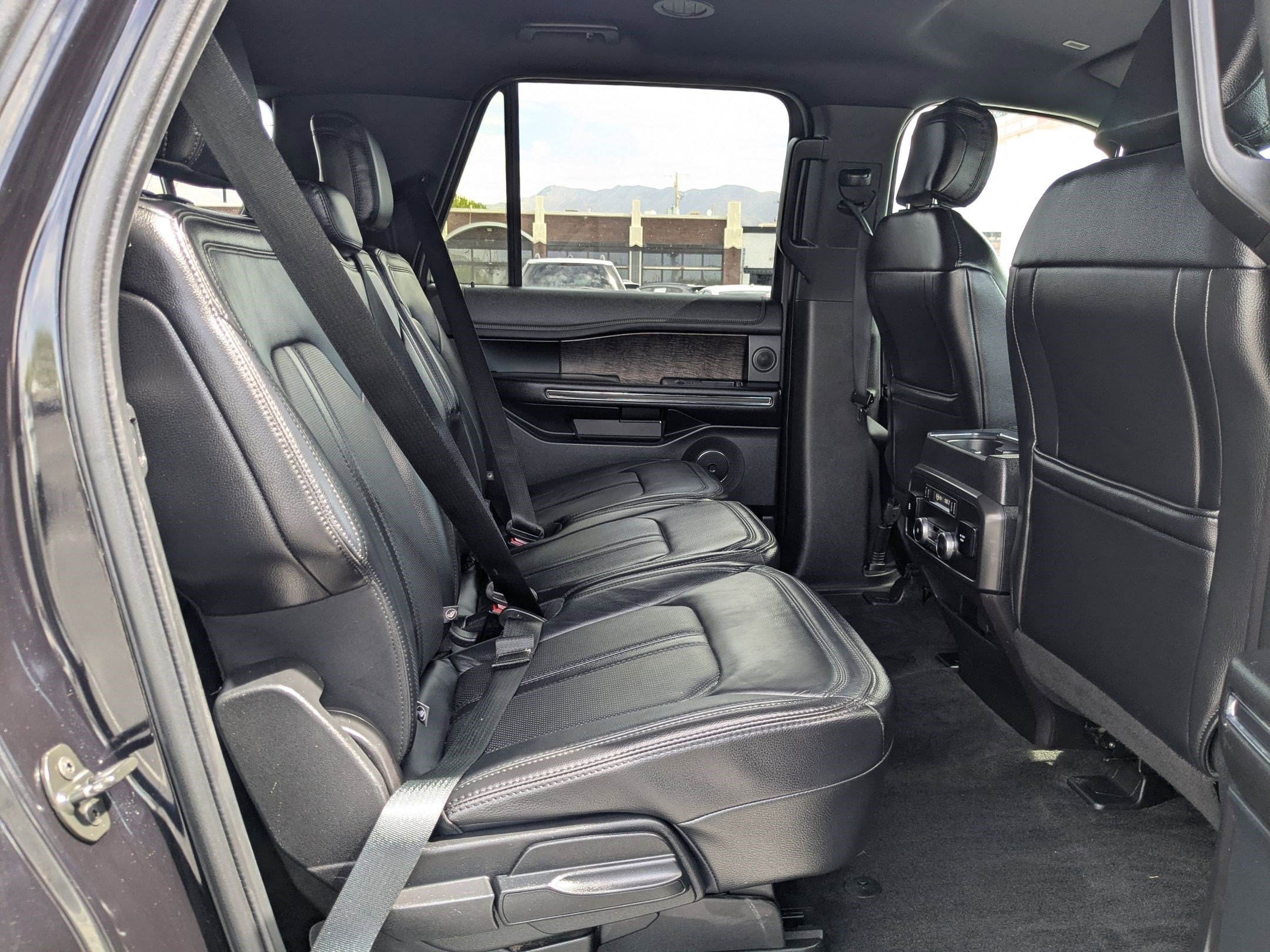 Used 2019 Ford Expedition Max Limited AWD/4WD image 32