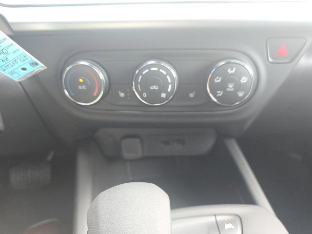 New 2026 Chevrolet Trax RS w/ Driver Confidence Package FWD image 24