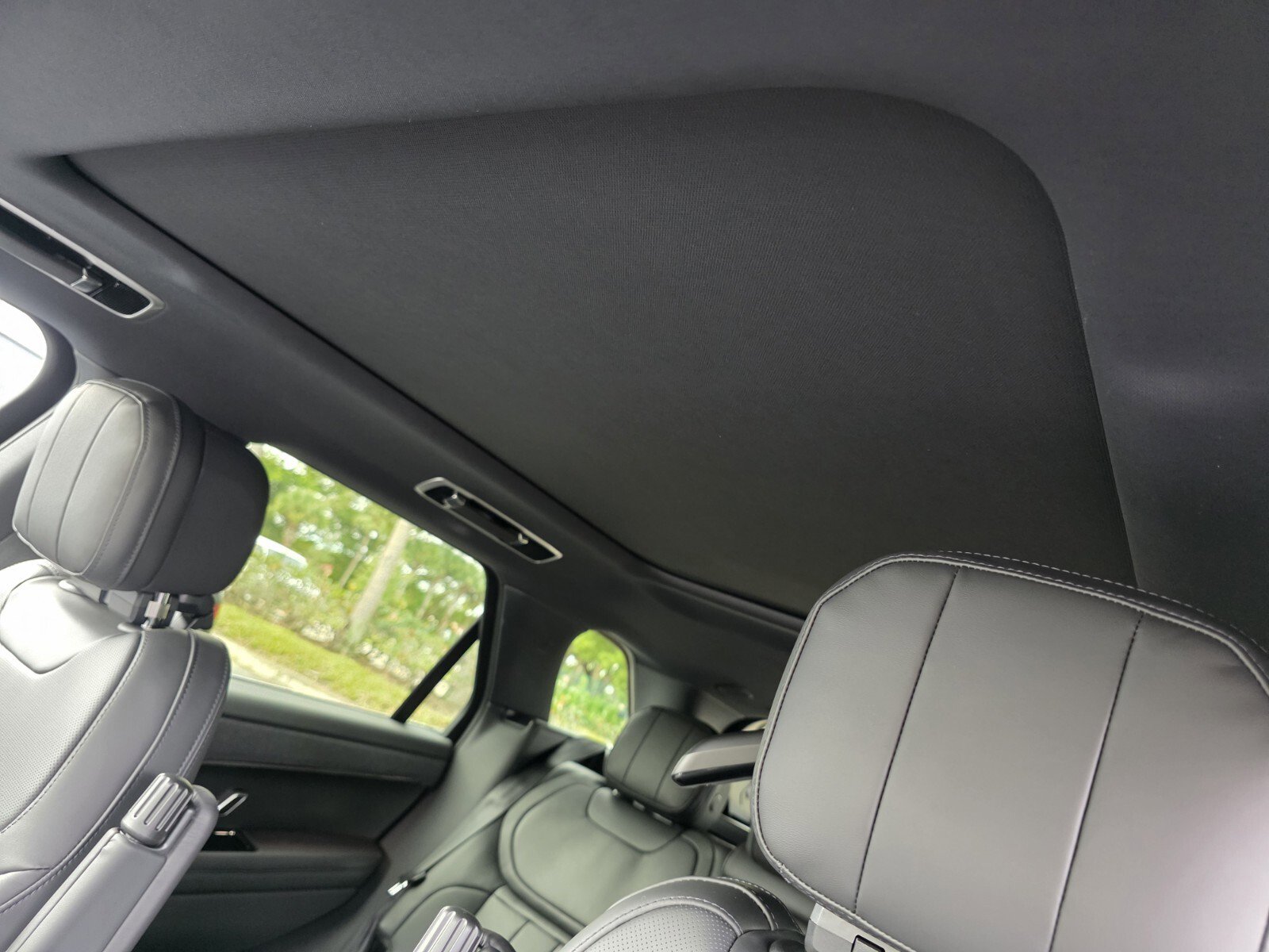 New 2026 Land Rover Range Rover Sport Dynamic SE image 12