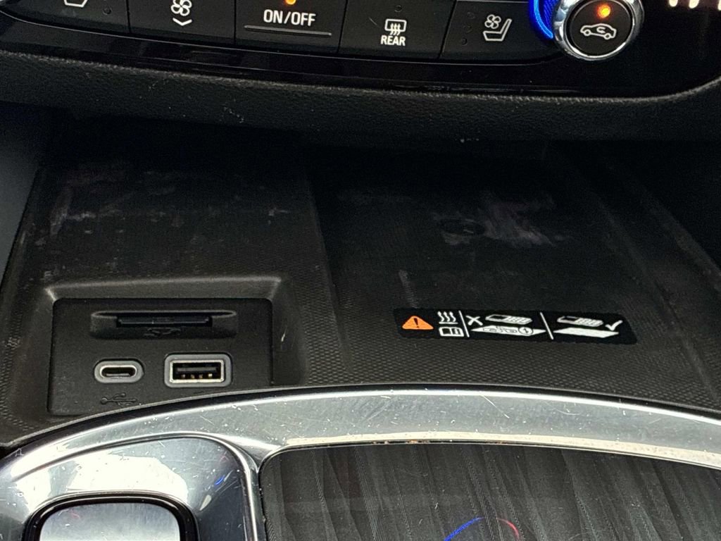 Used 2022 Buick Enclave Premium w/ Experience Buick Package image 34