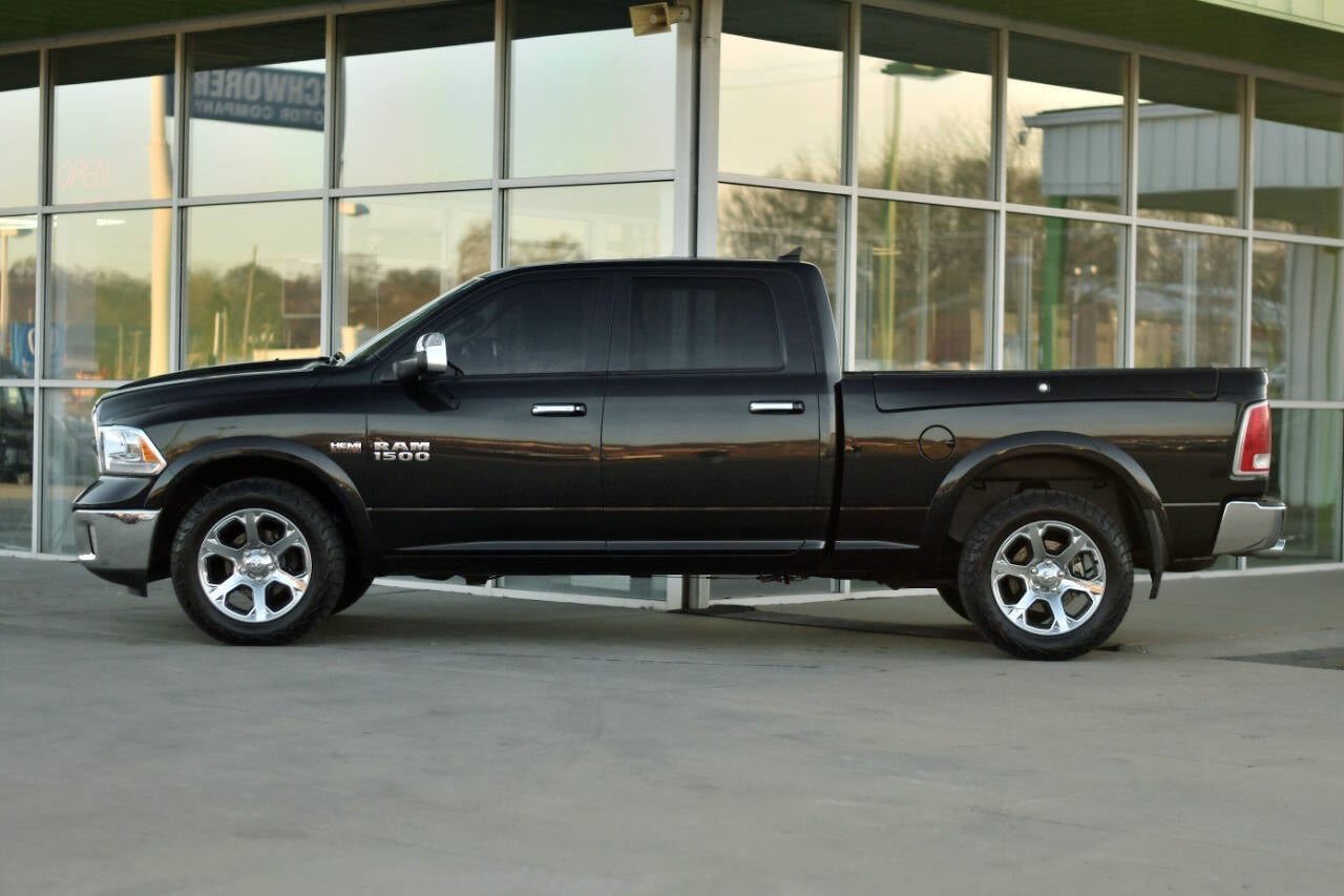 Used 2018 RAM 1500 Laramie AWD/4WD image 4
