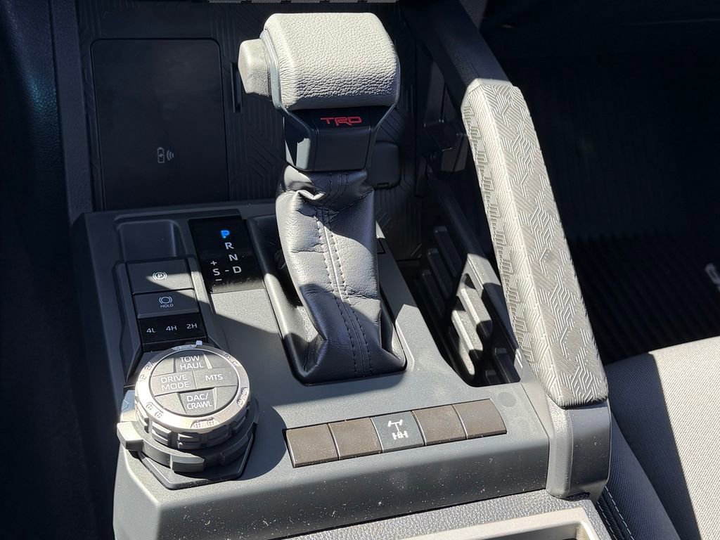 Used 2025 Toyota Tacoma TRD Off-Road w/ TRD Off Road Upgrade Package image 15