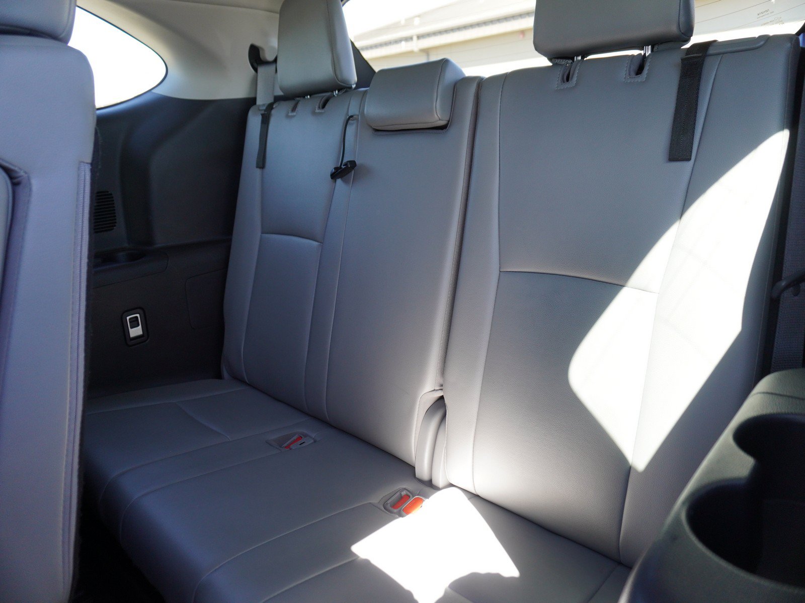 Used 2022 Toyota Highlander XLE AWD/4WD image 14
