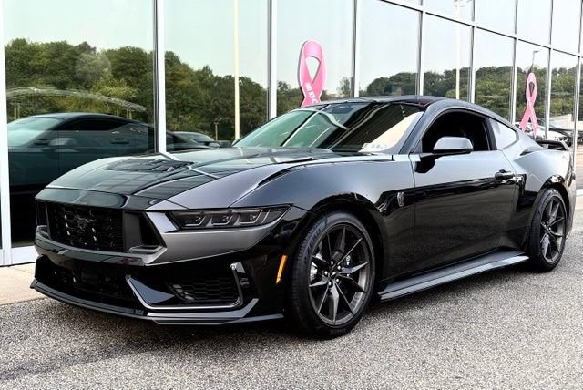 Used 2025 Ford Mustang Dark Horse RWD video 2