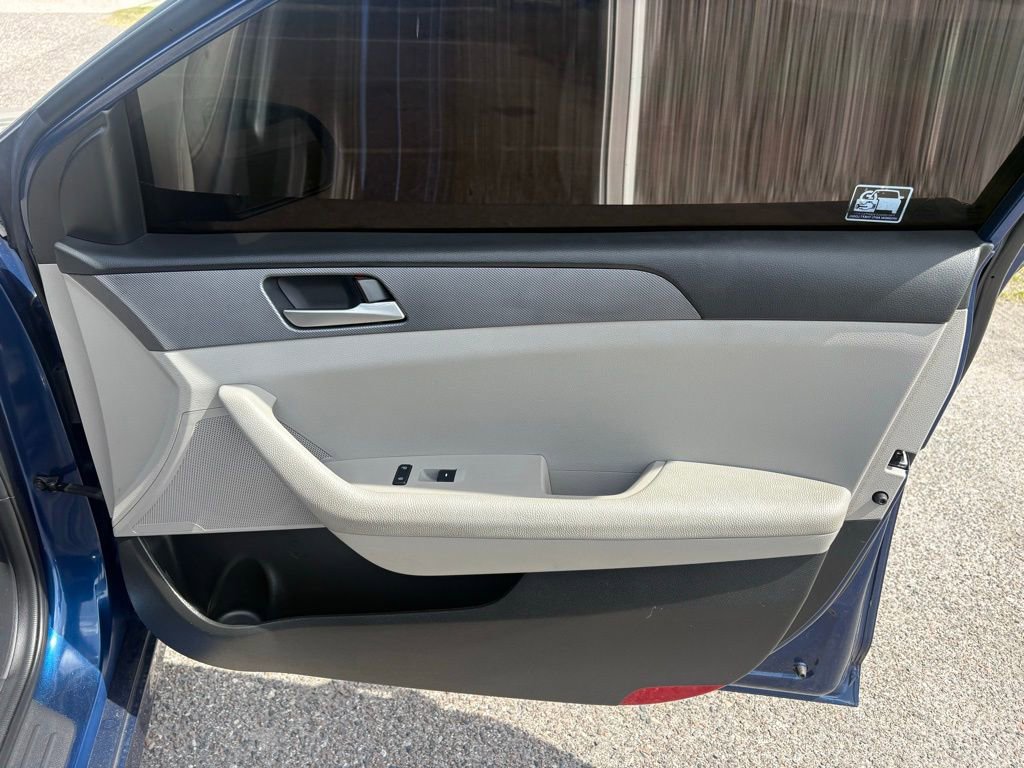 Used 2018 Hyundai Sonata SE image 17
