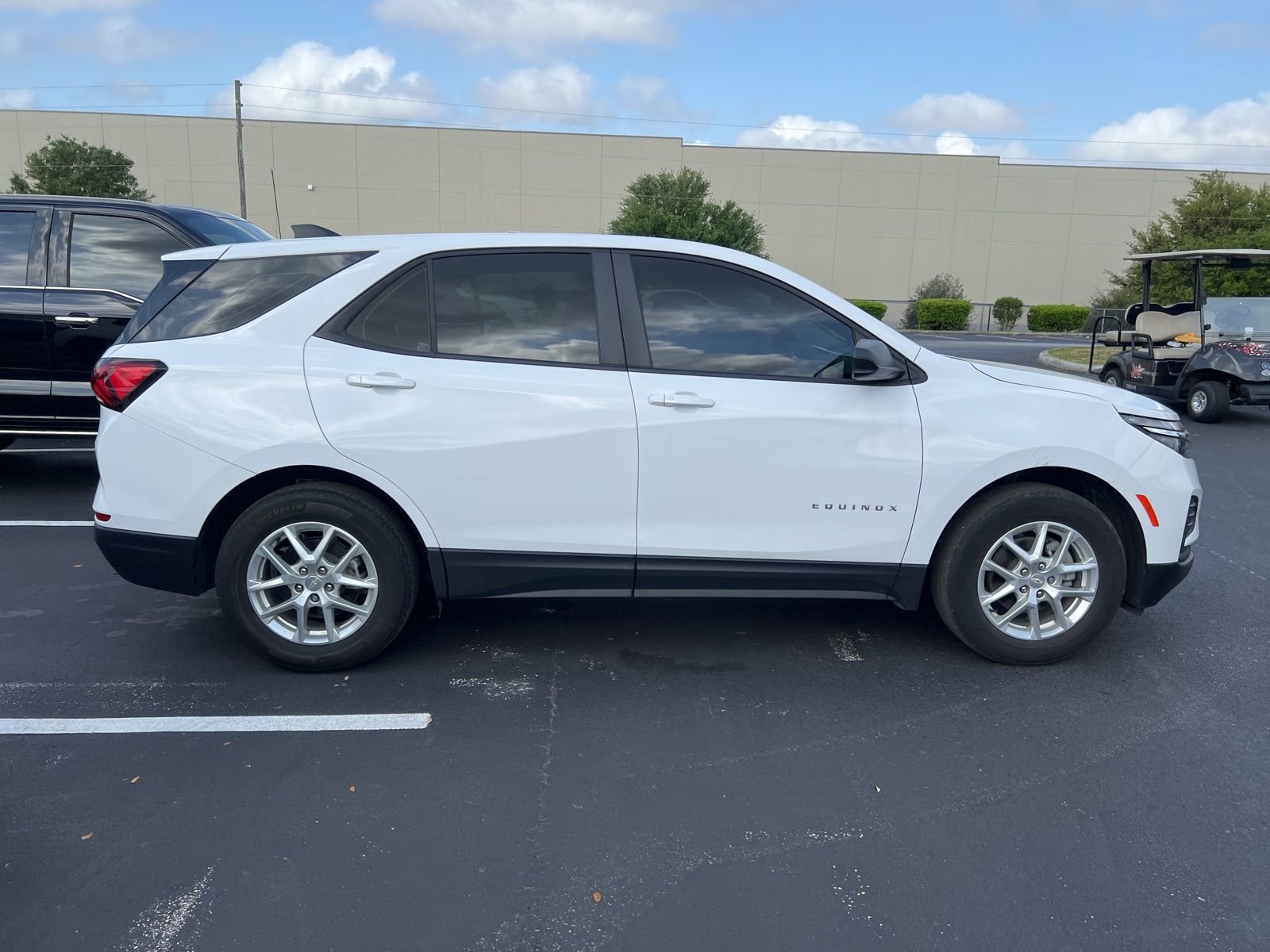 Used 2024 Chevrolet Equinox LS image 4