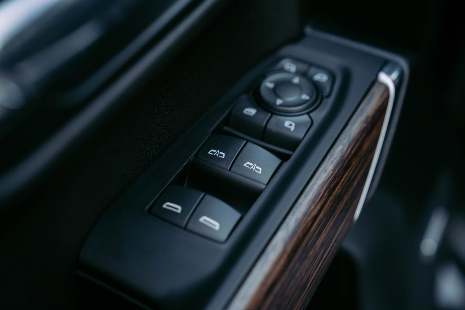 Used 2021 Chevrolet Silverado 1500 High Country w/ Technology Package image 14