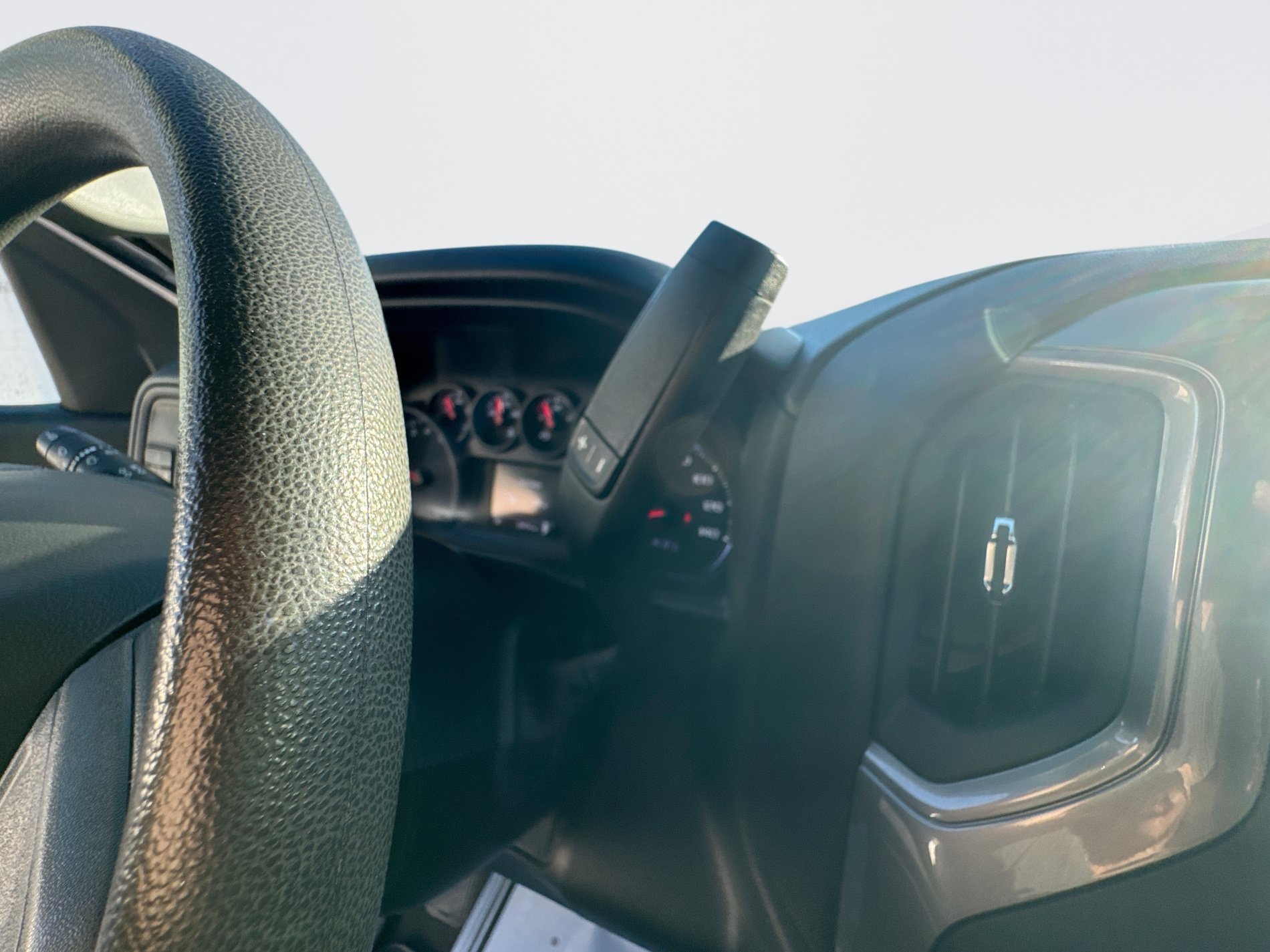 Used 2023 Chevrolet Silverado 1500 Custom RWD image 19