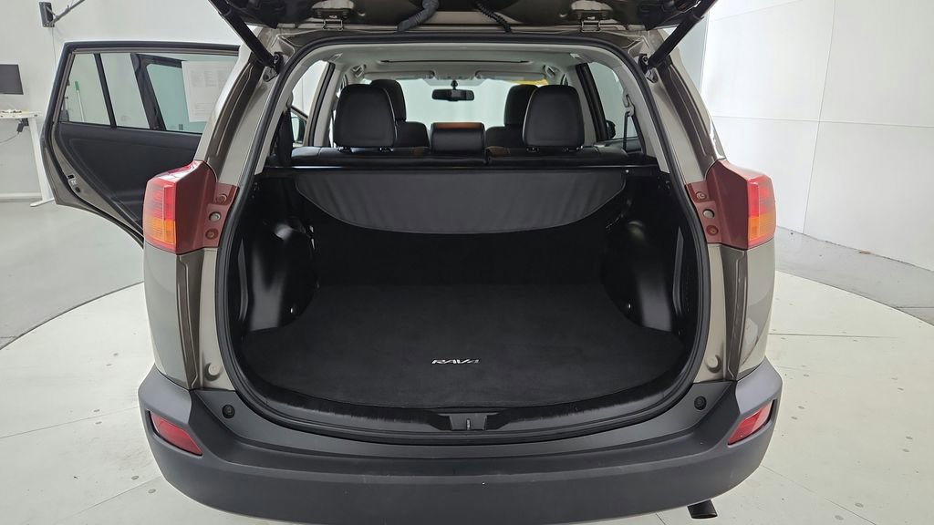 Used 2015 Toyota RAV4 Limited AWD/4WD image 20