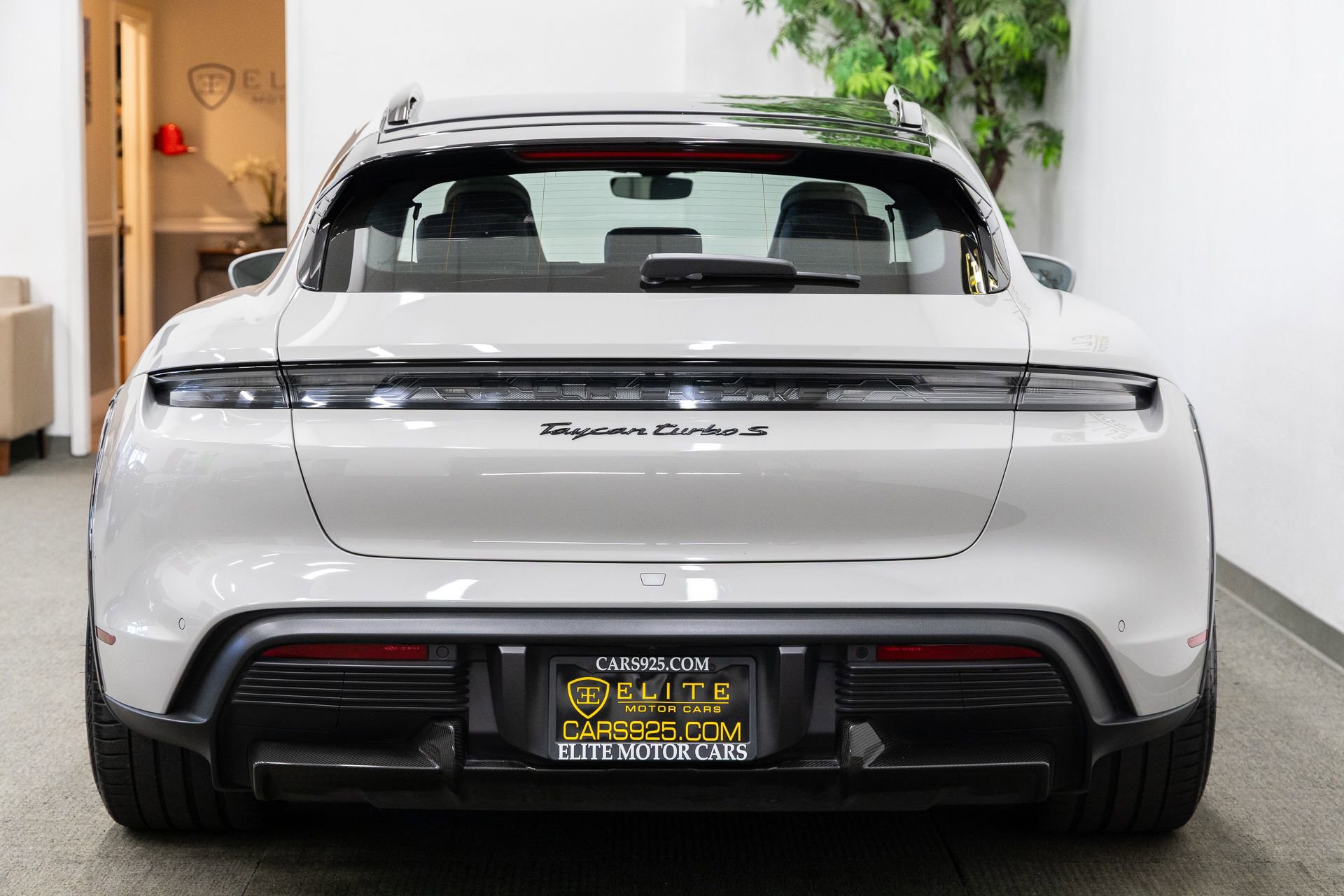 Used 2021 Porsche Taycan Turbo S AWD/4WD image 4