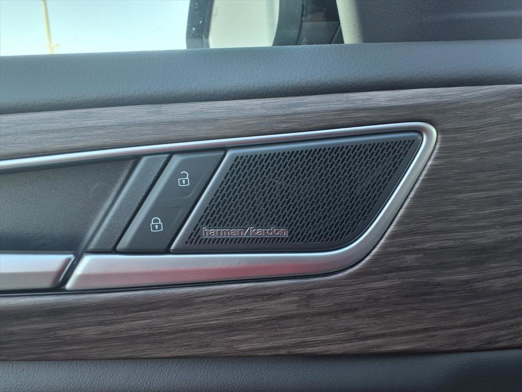 New 2026 Volkswagen Atlas SEL Premium R-Line image 21