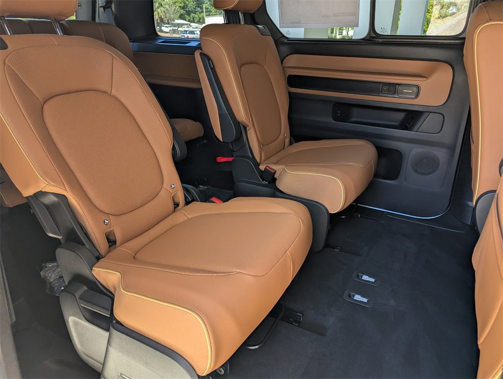 New 2025 Volkswagen ID. Buzz Pro S Plus image 32