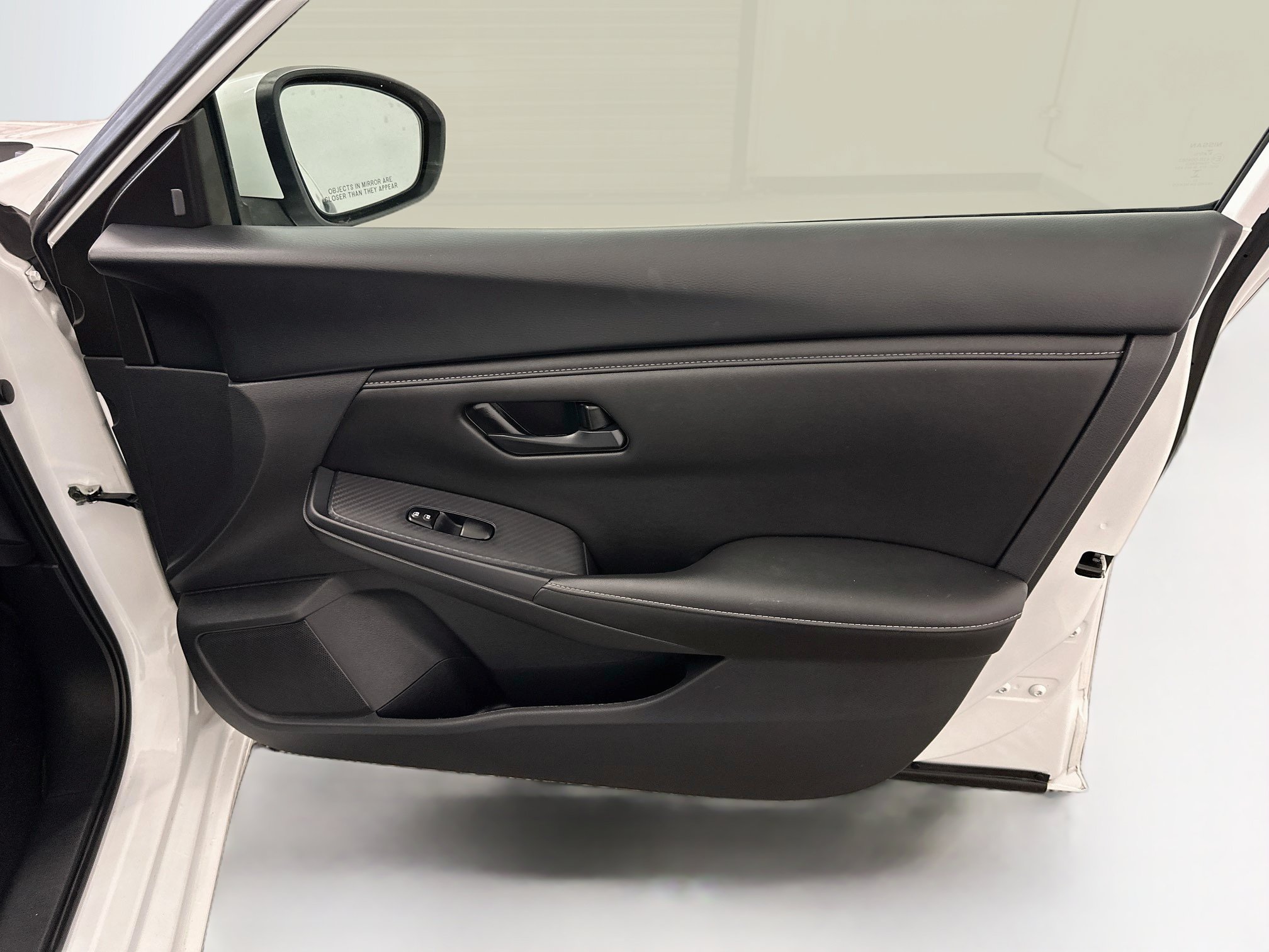 Used 2024 Nissan Sentra S FWD image 32