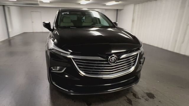 Certified 2023 Buick Enclave Essence image 3