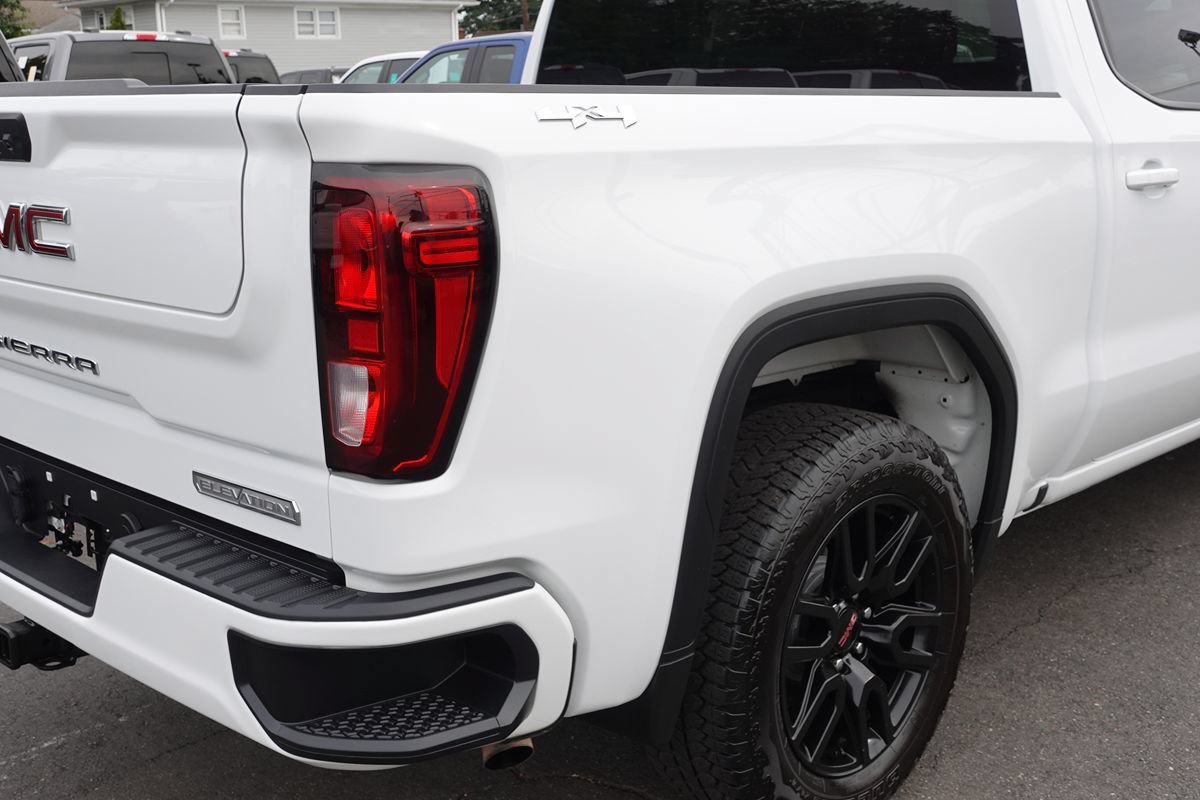 Used 2025 GMC Sierra 1500 Elevation AWD/4WD image 10