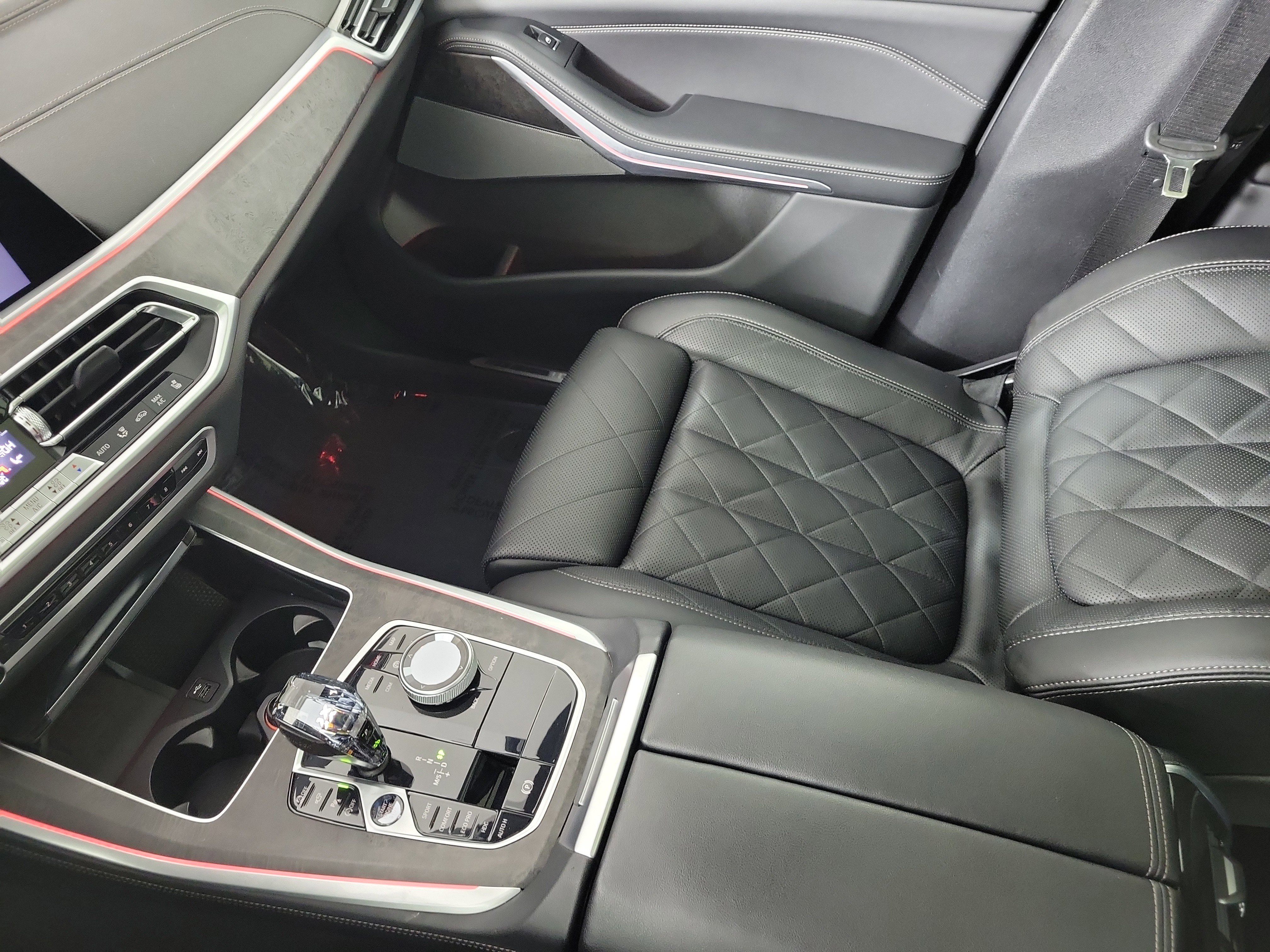 Certified 2023 BMW X5 M50i w/ Executive Package image 23