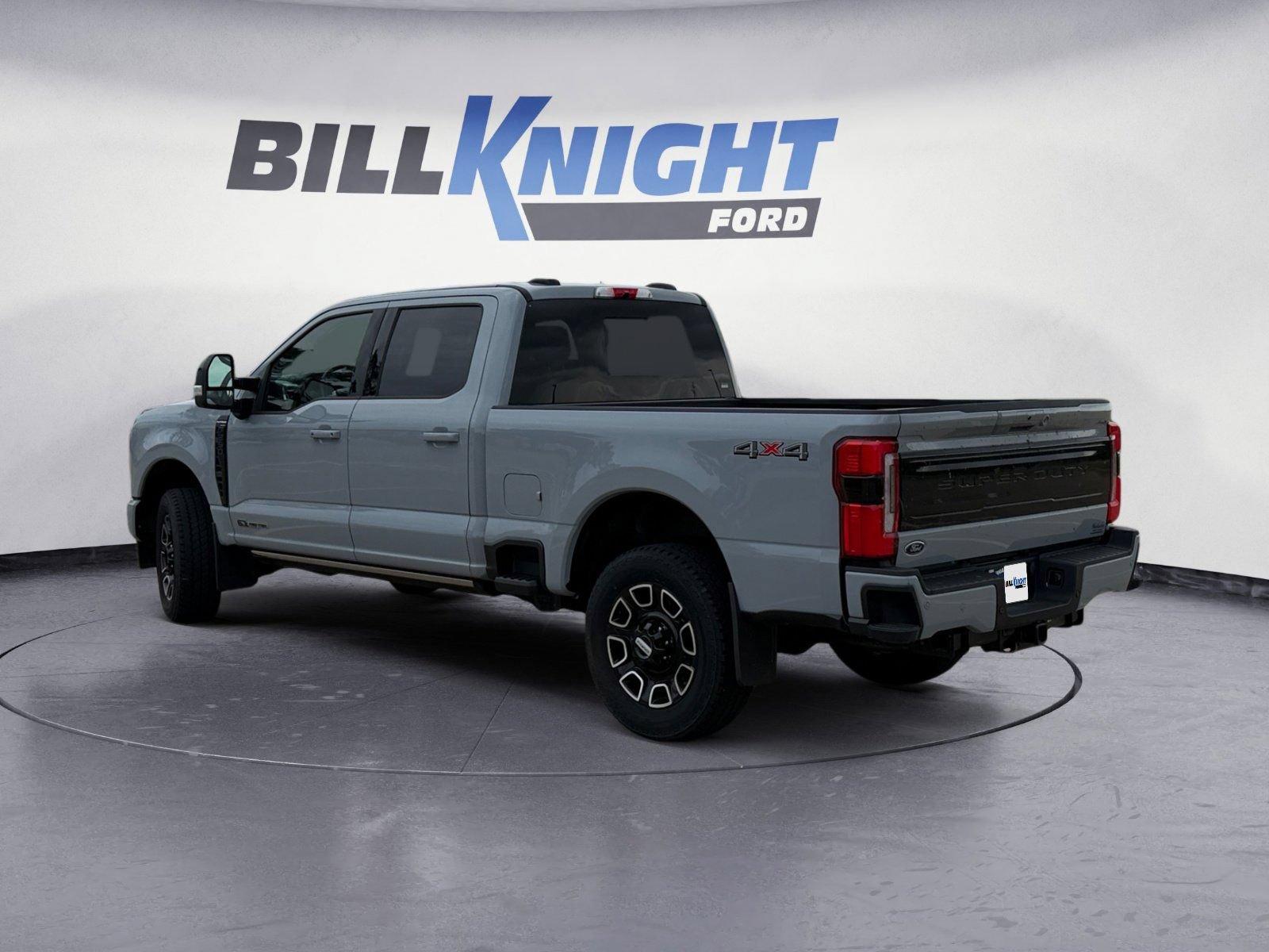 Used 2025 Ford F250 Platinum AWD/4WD image 3