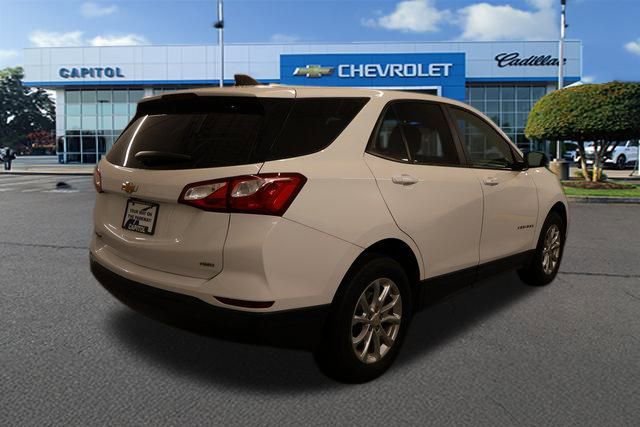 Used 2021 Chevrolet Equinox LS w/ LS Convenience Package image 3