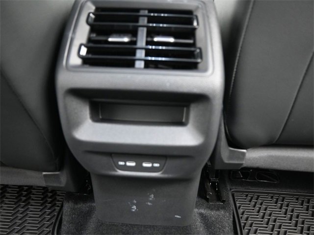 New 2026 Volkswagen Tiguan SE image 27
