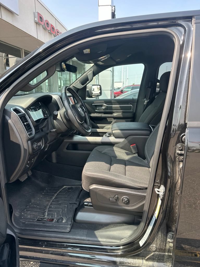Used 2019 RAM 1500 Big Horn AWD/4WD image 17