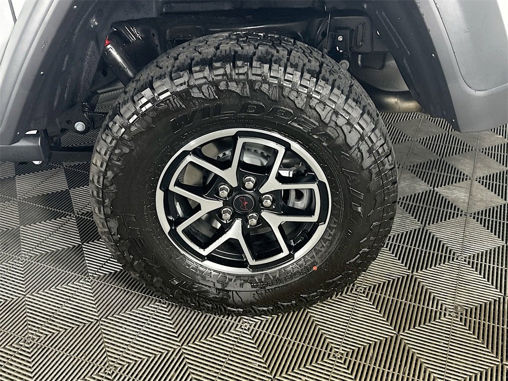 New 2025 Jeep Gladiator Rubicon w/ Convenience Group image 17