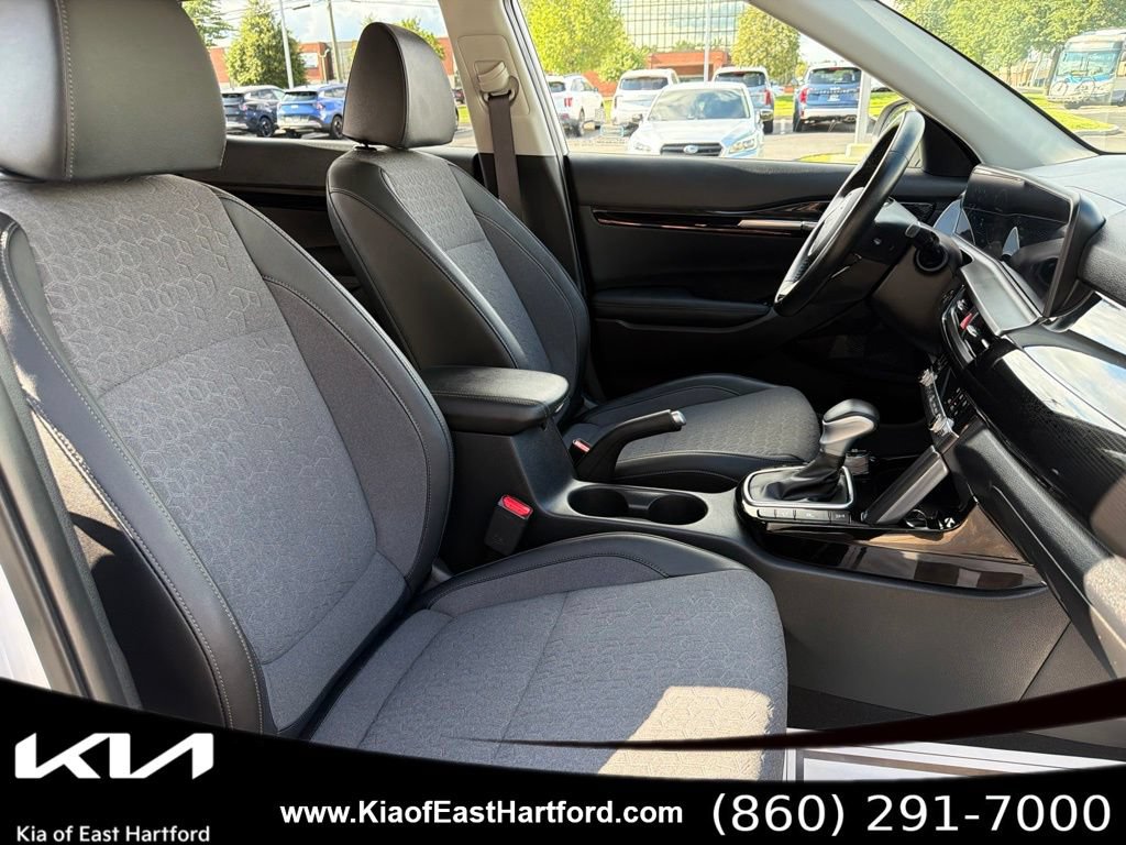 Used 2024 Kia Seltos S AWD/4WD image 11