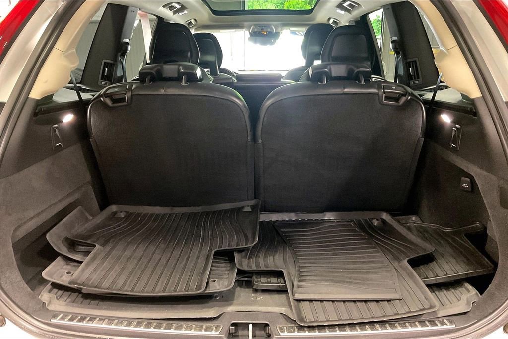 Used 2020 Volvo XC90 T5 Momentum AWD/4WD image 36