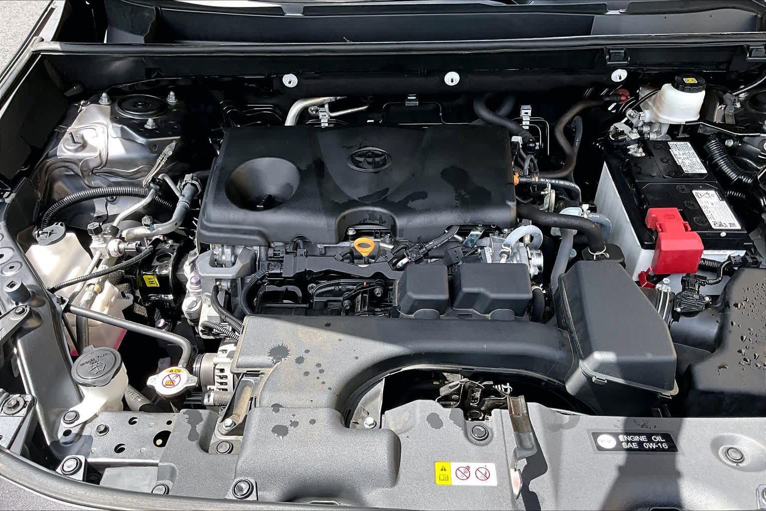 Used 2023 Toyota RAV4 XLE Premium FWD image 32