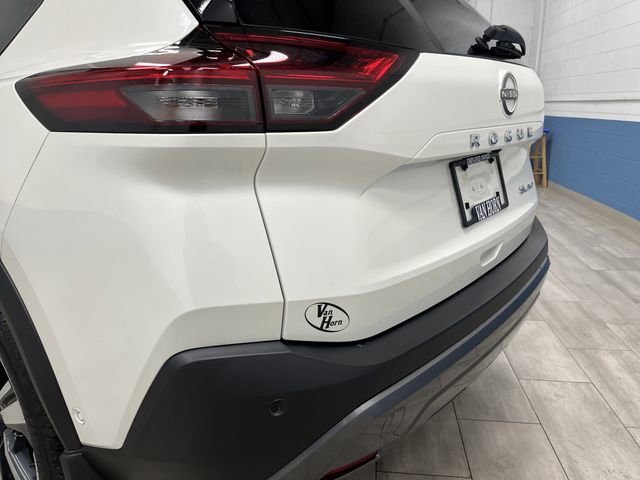 Used 2023 Nissan Rogue SL w/ SL Premium Package image 35