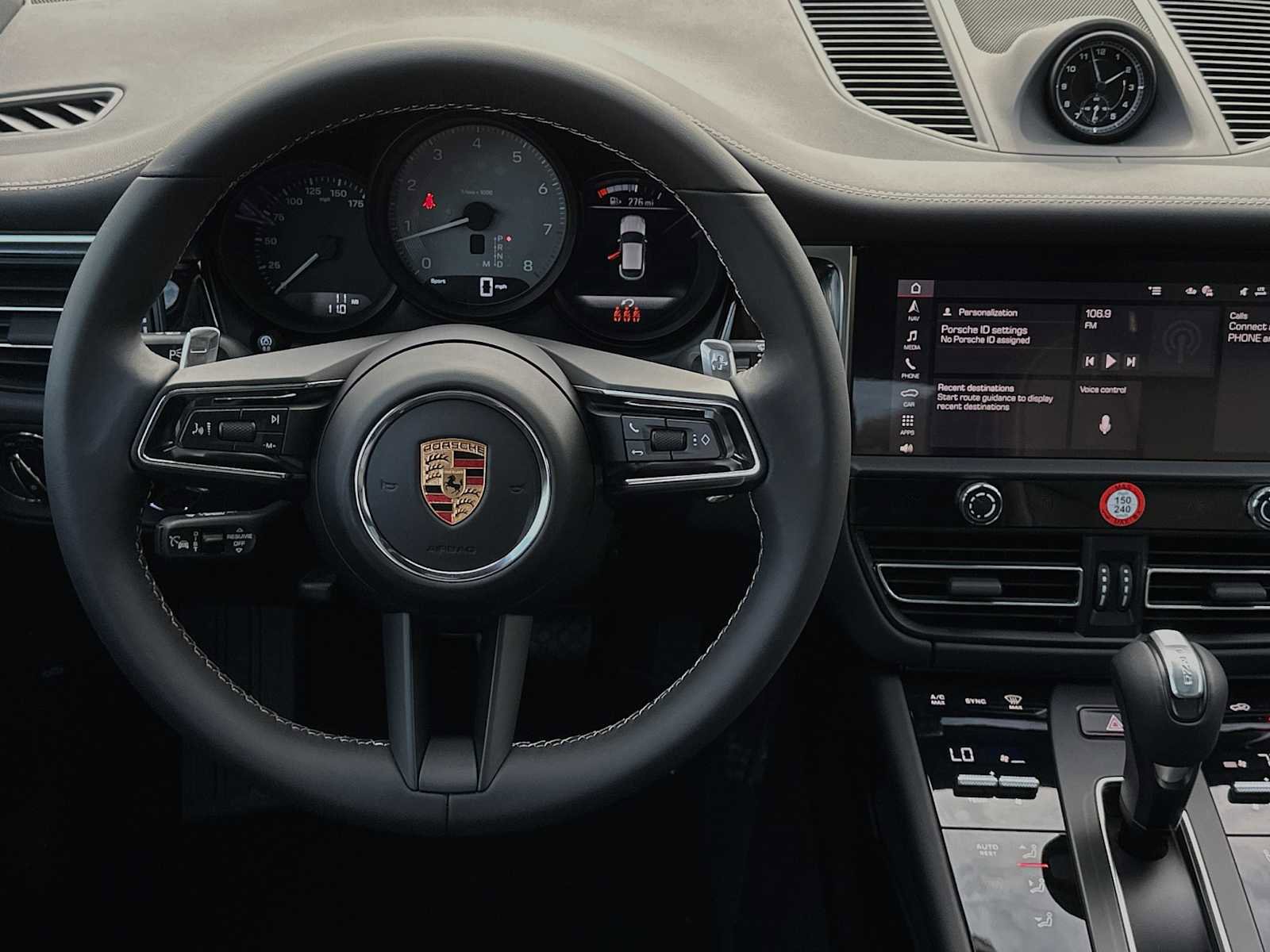 Used 2024 Porsche Macan S image 15