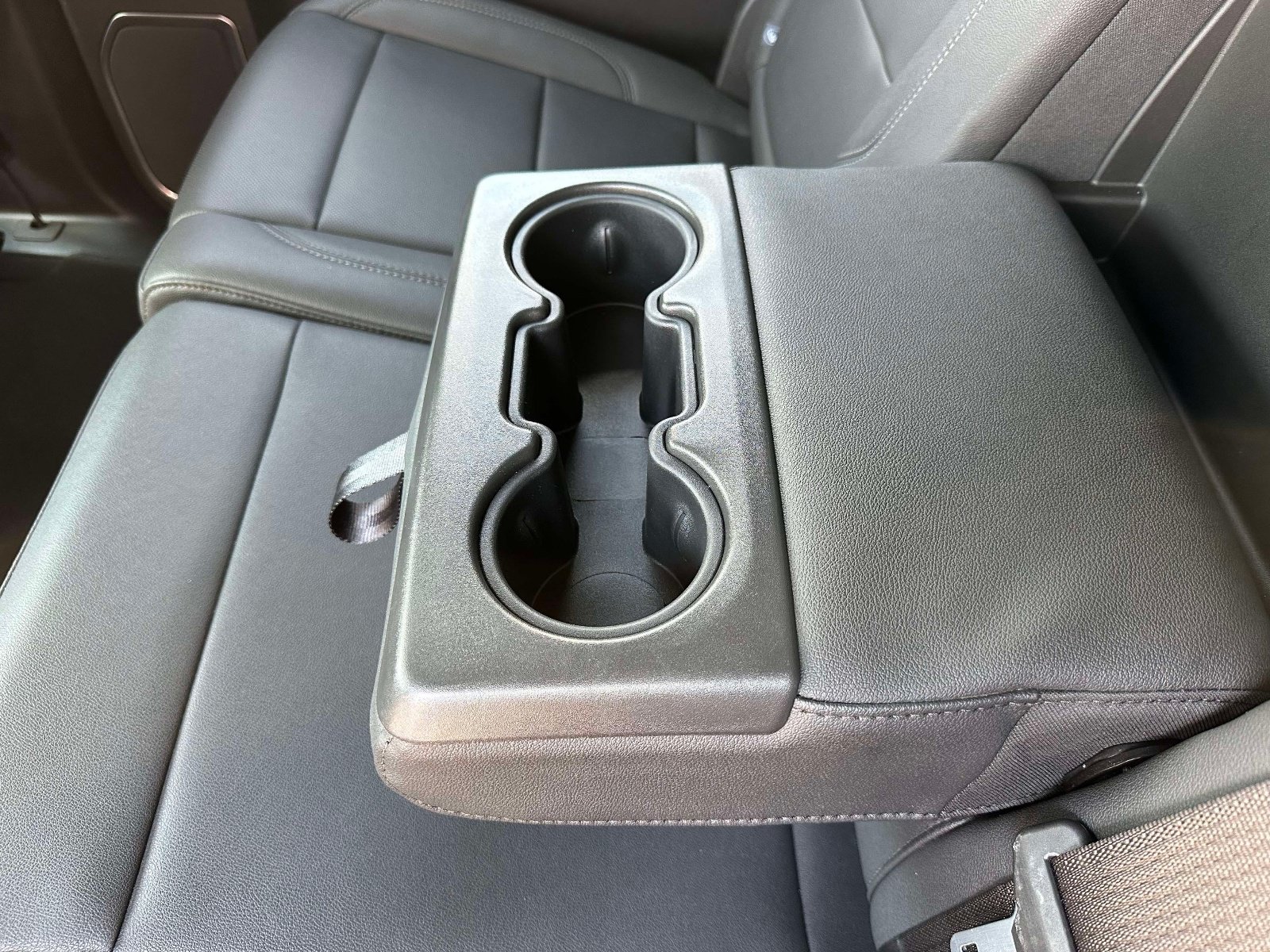 Used 2026 GMC Sierra 1500 SLT AWD/4WD image 12